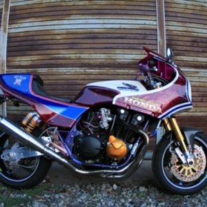 Icon-Motorcycle-Cb1100r-honda.jpg