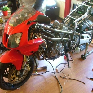 2003_0529Image0011.jpg