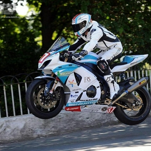 146_1106 2011_isle_of_man_tt_wallpaper_images_17 .jpg