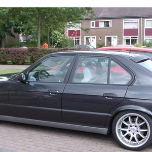 525i 5.jpg