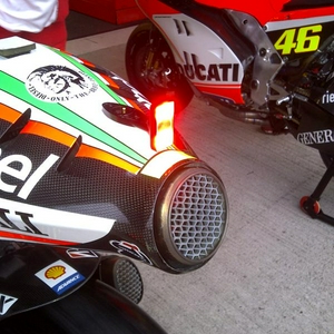 x2_c3027c4.jpg