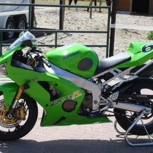 ZX-636R 2004.jpg