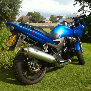 Foto kawa ZR7-S