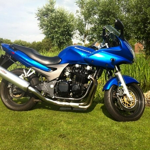 Foto kawa ZR7-S