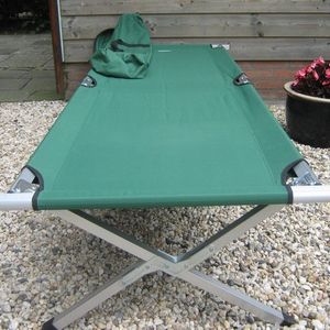 Te koop: Veldbedden