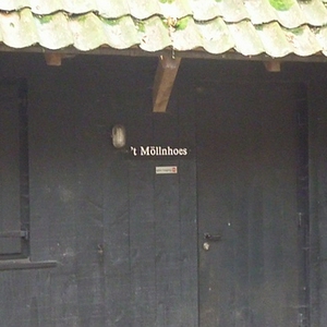 1.JPG