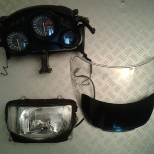 Cbr F2 cockpit/steun, koplamp en kuipruit