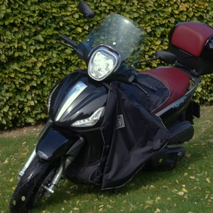 Beverly topcase.jpg