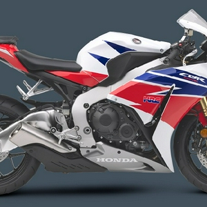 2013_CBR1000RR_2000x1275_WhiteBlueRed_42515B.jpg