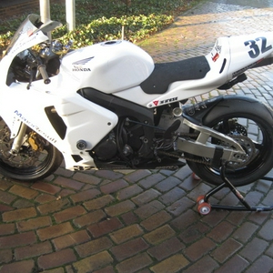 cbr600rr 2003 te koop