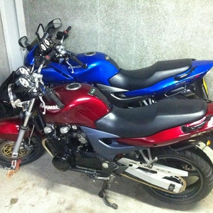 Kawasaki zr7