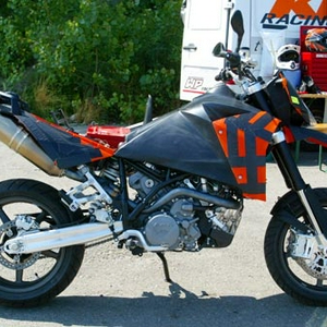 950SM.jpg