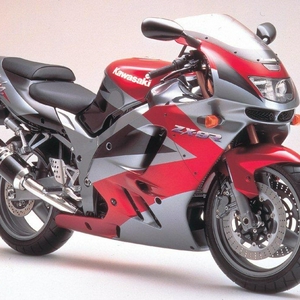 ZX9R
