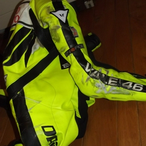 Rossi pak Rechts2