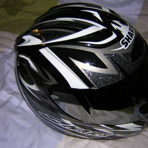 erwinners-helm.jpg