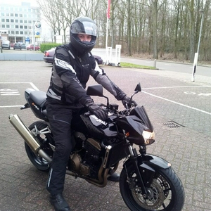 Foto Z750