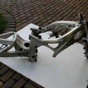 frame r6