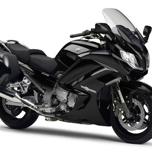 2013-Yamaha-FJR1300AS-EU-Midnight-Black-Studio-001.jpg