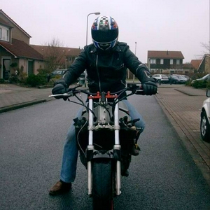 ombouw FZR 5.JPG