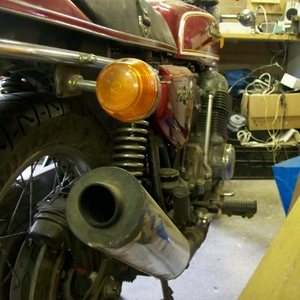 CB750 uitlaat