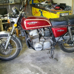 CB750 Linker zijde