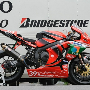 Yoshimura_Suzuki.jpg