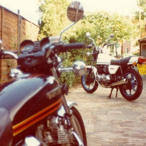 Z400J2.jpg