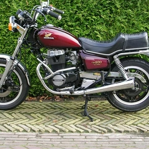 CM400T links (Small).jpg