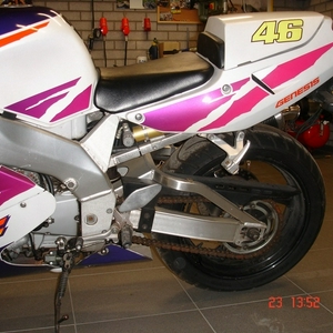 F003.jpg