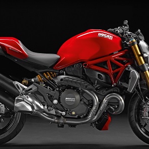 m-1200s_red_01_1067x600.jpg