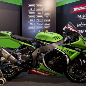1kawasaki-ninja-superbike-201315.jpg