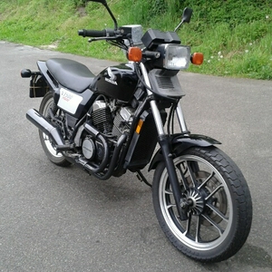 Honda VT 500 Ascot 4.jpg