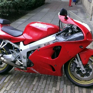 zx7r