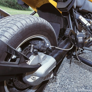 0SideEML-BMW-R1100GS-2.jpg