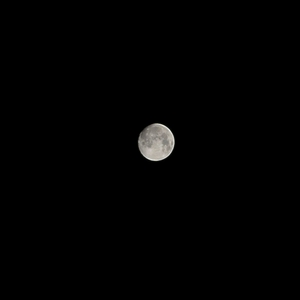 the moooooon.jpg