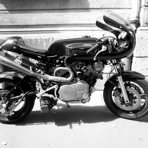 Yamaha TR1 1000.jpg