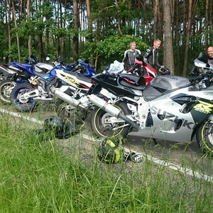 suzuki gsxr 600 srad