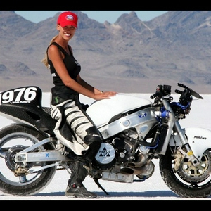$ racing-chick-bike-desert.jpg