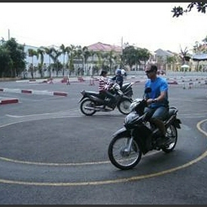 Riding_test_track1.jpg