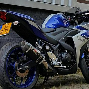 Yamaha R3 - A2