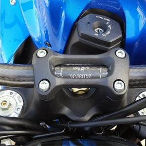 gsxs1000 fatbar.jpg