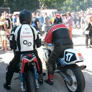 TET classic endurance GS1000R parc ferme.jpg