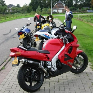 121-2124_IMGklein.JPG