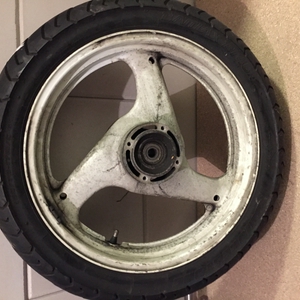 achterwiel gs500