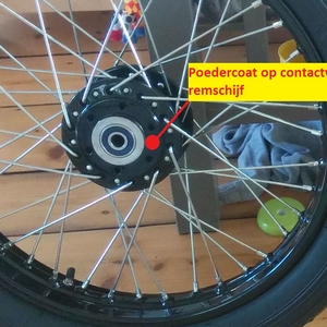 Poedercoat op naaf.jpg
