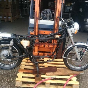 Suzuki GT 550 uit '73