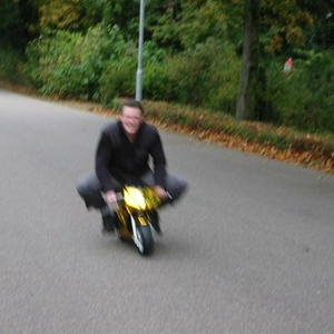 royr   on track.JPG