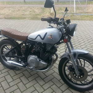 Yamaha XS400 DOHC Cafe