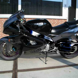yamaha-yzf framexx.jpg