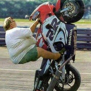 wheelie.jpg